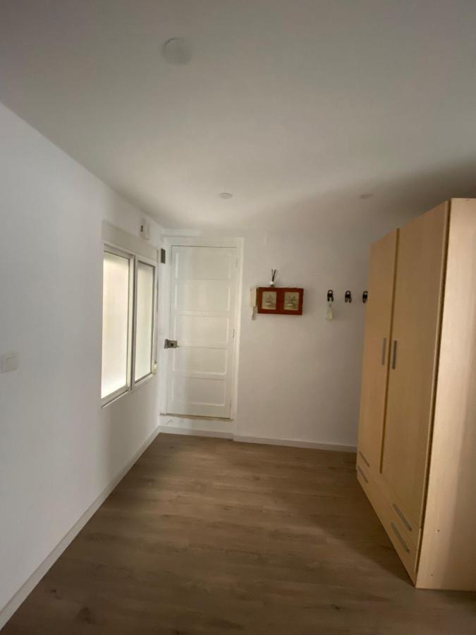 Habitacion Privada En Un Gran Sector Lägenhet Valencia Exteriör bild